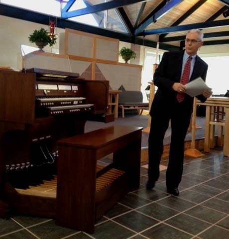 Organist Jamie McClemore at Dedication concert